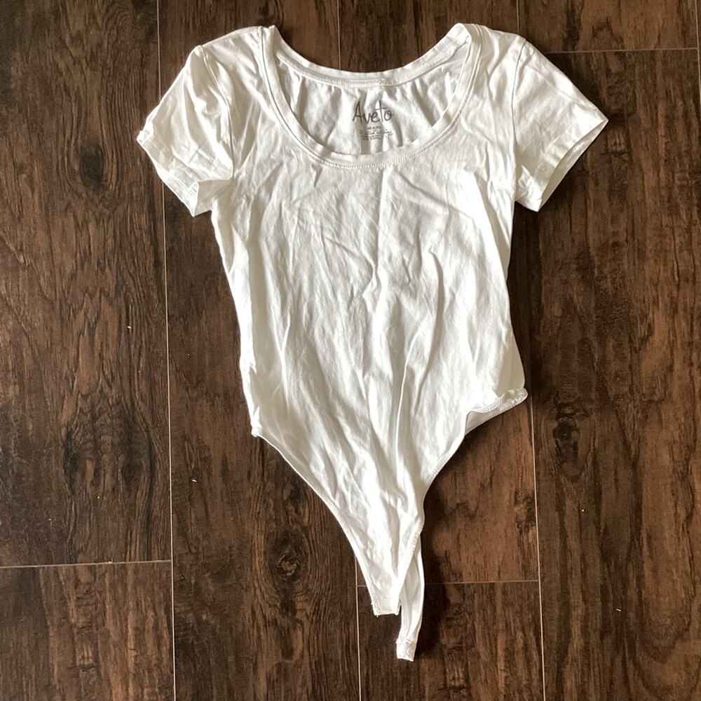 Aveto Women’s Short Sleeve Bodysuit